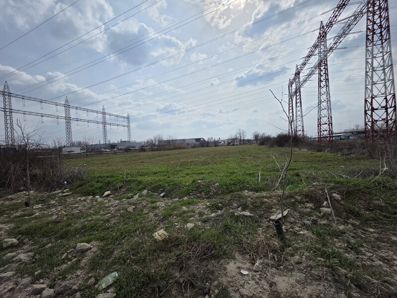 Titan Teren intersectie Nicolae Grigorescu cu Lunca Dochiei